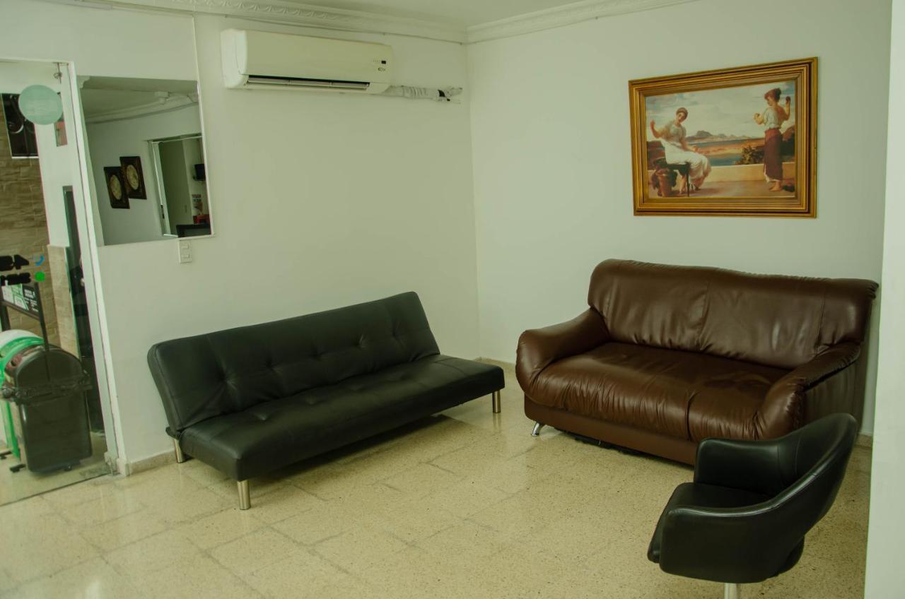 Casa Hotel Los Arboles Bello Bagian luar foto