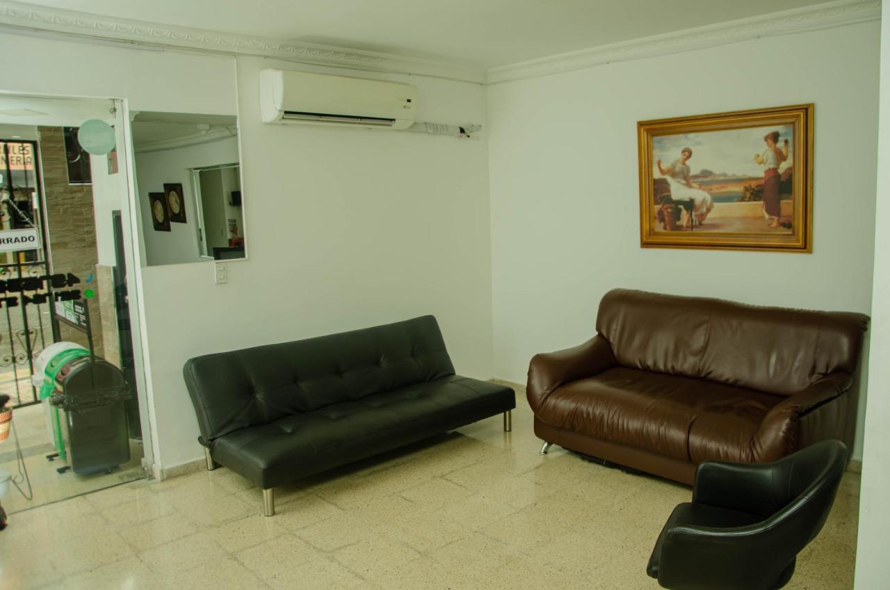 Casa Hotel Los Arboles Bello Bagian luar foto