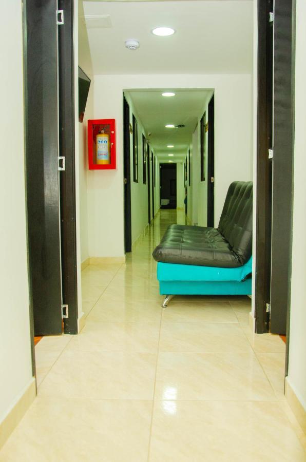 Casa Hotel Los Arboles Bello Bagian luar foto