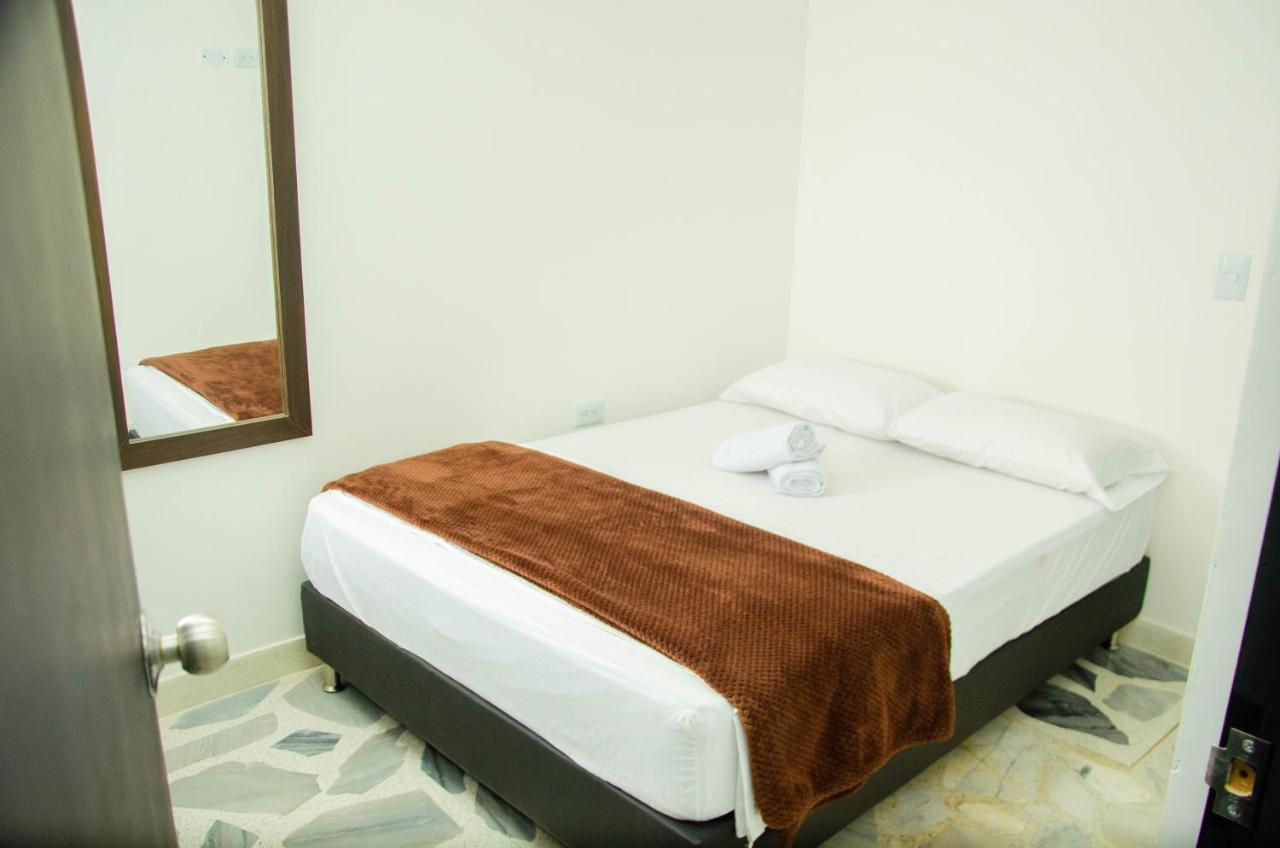 Casa Hotel Los Arboles Bello Bagian luar foto