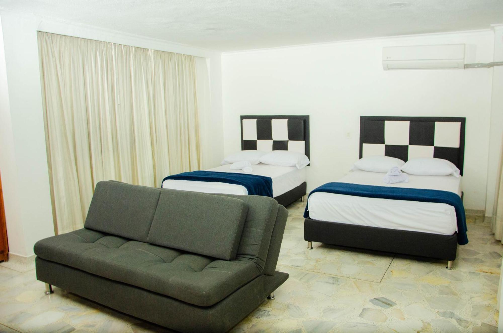 Casa Hotel Los Arboles Bello Bagian luar foto